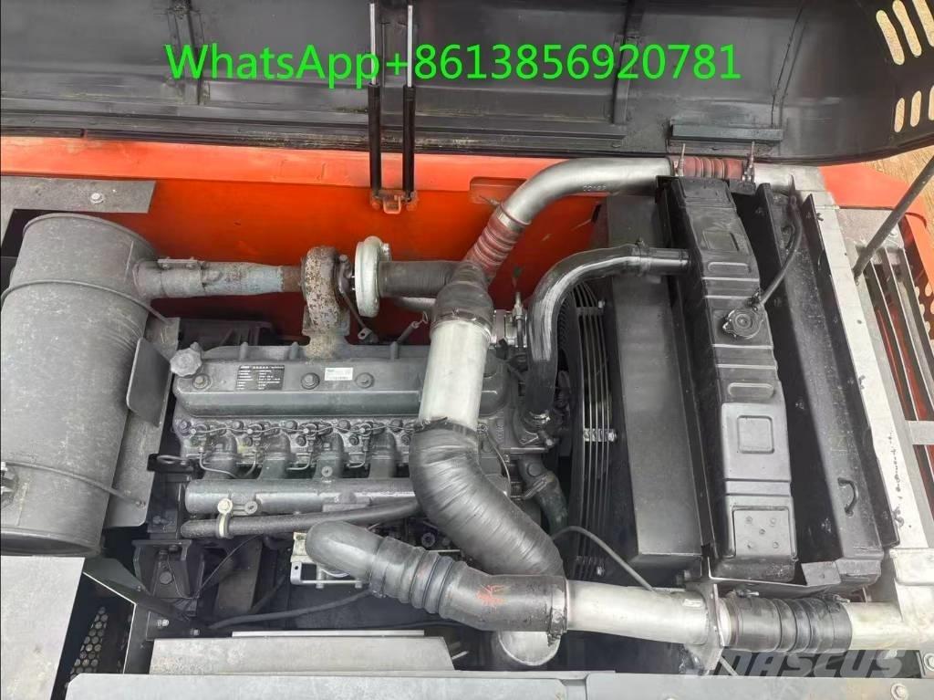 Doosan DX 225 Lánctalpas kotrók