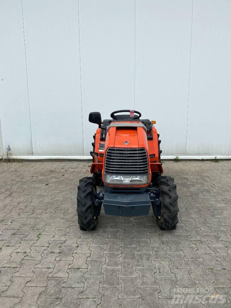 Kubota Aste A17 Kompakt traktorok