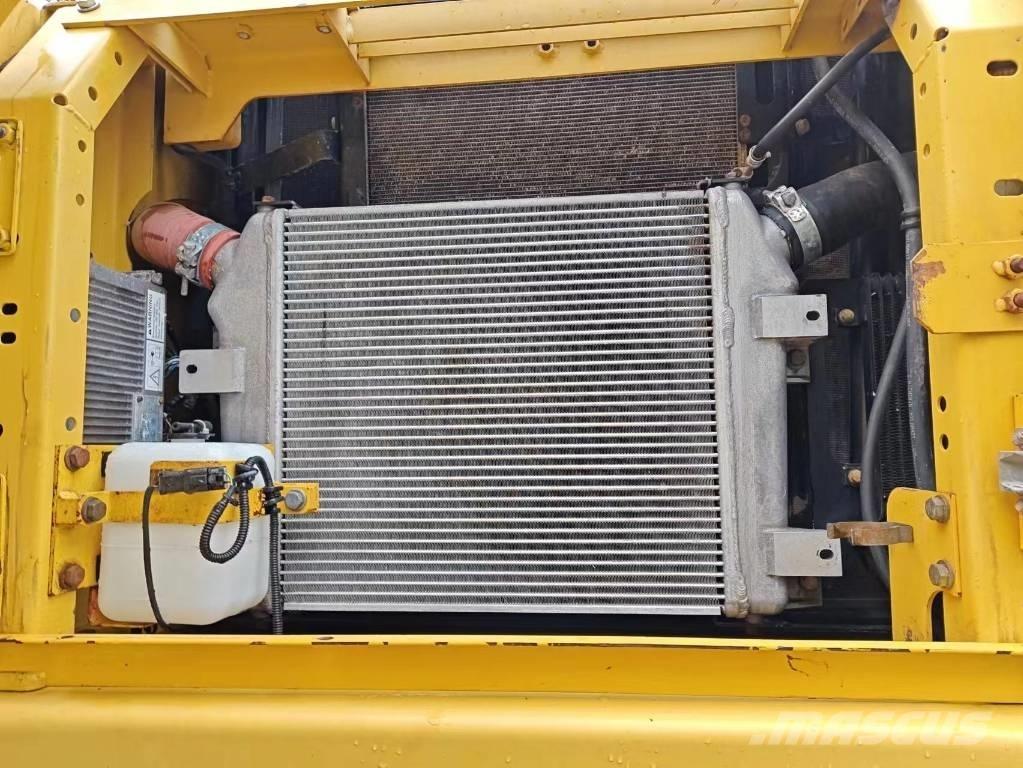 Komatsu PC 400-7 Lánctalpas kotrók
