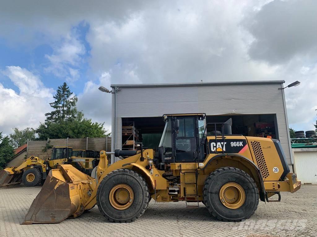 CAT 966 K Gumikerekes homlokrakodók
