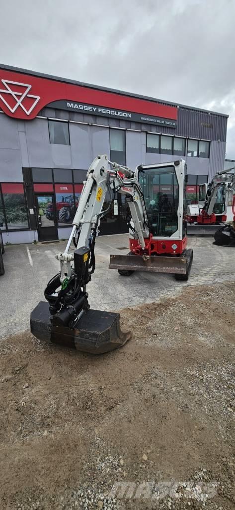 Takeuchi TB 325 R Mini kotrók < 7t