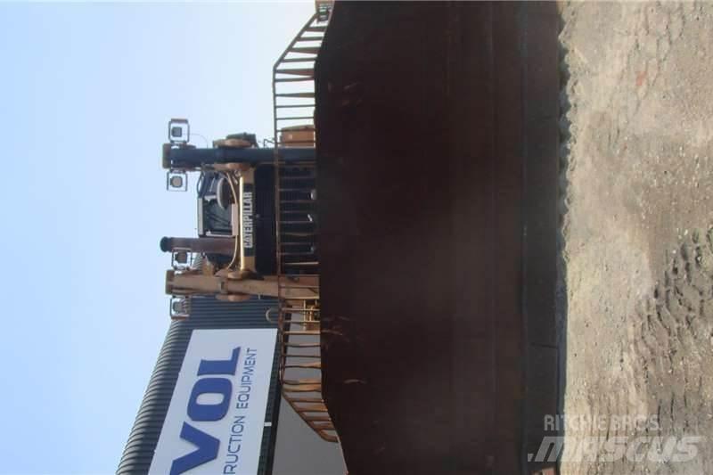 CAT D9T lánctalpas dózerek