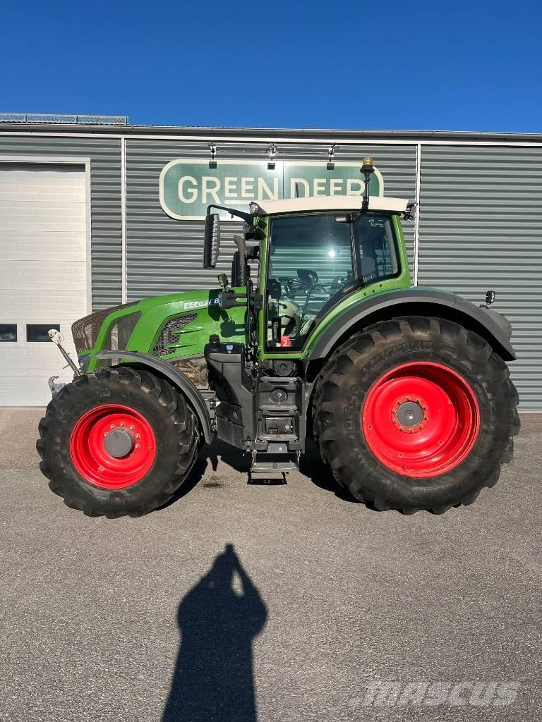 Fendt 828 Vario Traktorok