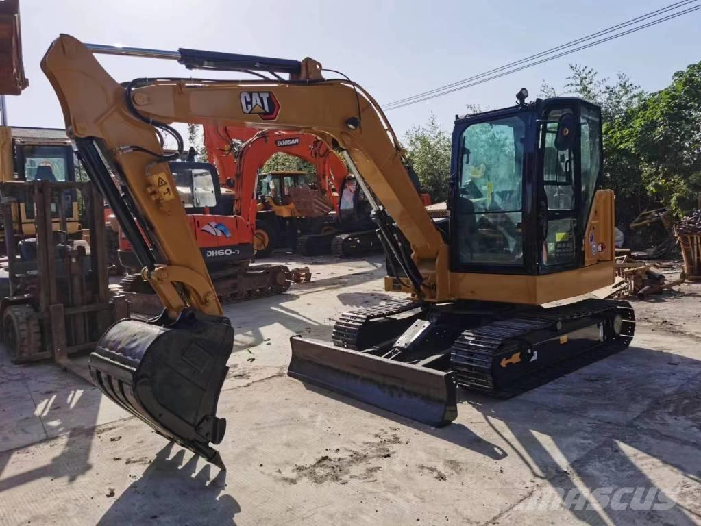 CAT 306 Mini kotrók < 7t