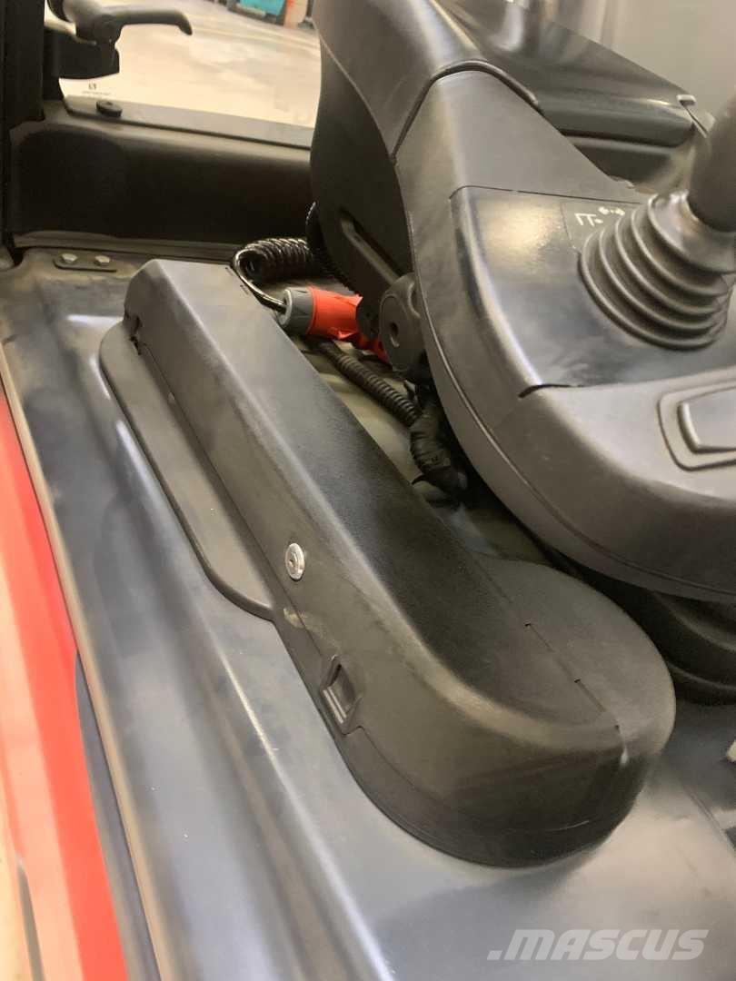 Linde E20L Elektromos targoncák