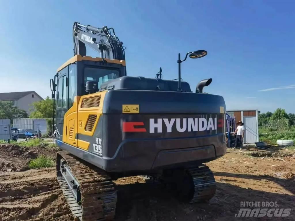 Hyundai HX135 Lánctalpas kotrók