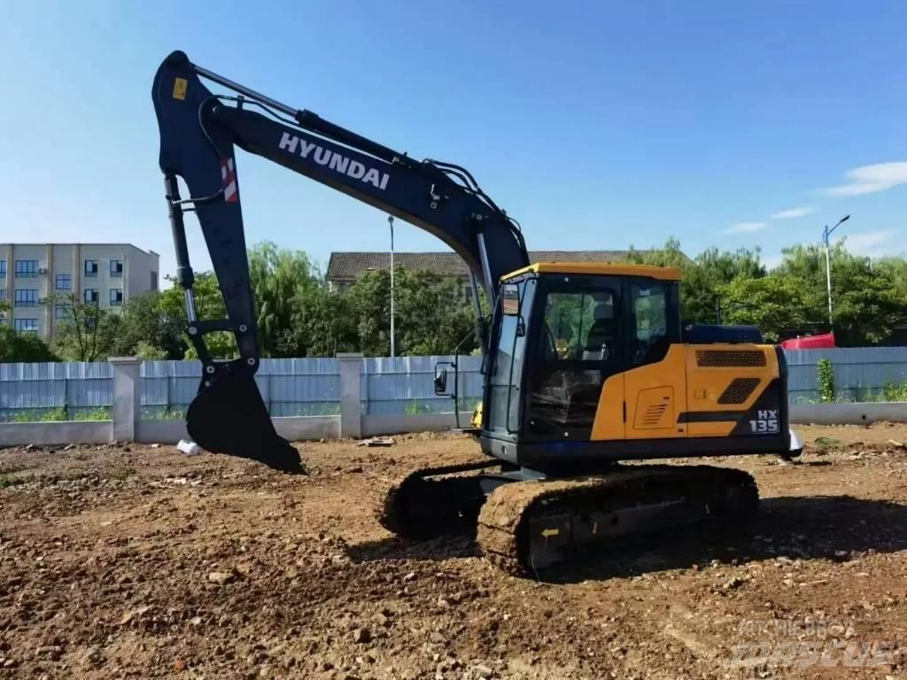 Hyundai HX135 Lánctalpas kotrók