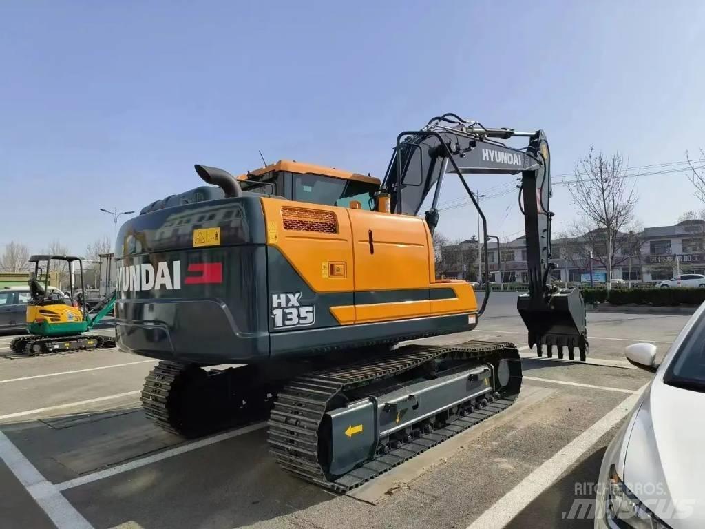 Hyundai HX135 Lánctalpas kotrók