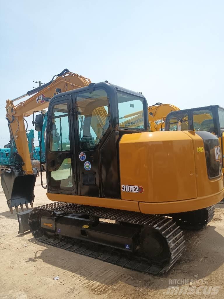 CAT 307E2 Közepes (midi) kotrók 7 t - 12 t