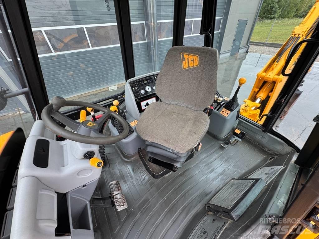 JCB 3 CX Kotrórakodók