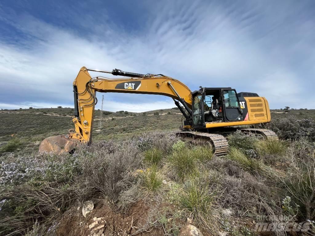 CAT 329 E Lánctalpas kotrók