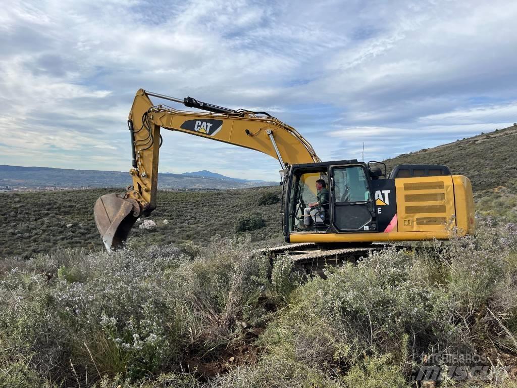 CAT 329 E Lánctalpas kotrók