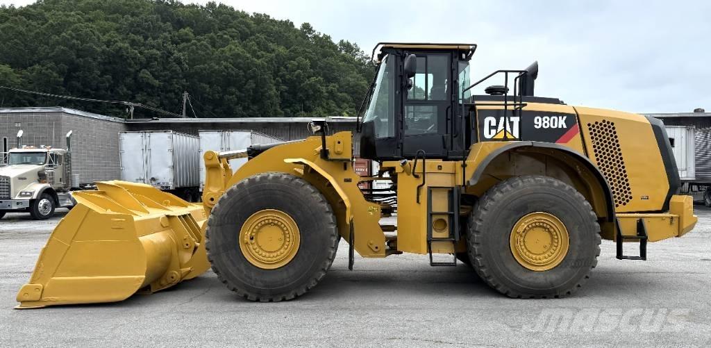 CAT 980 K Gumikerekes homlokrakodók