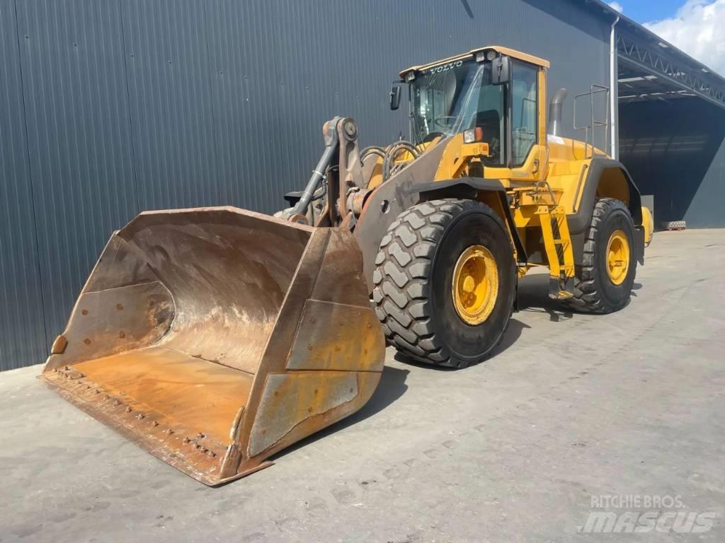 Volvo L180G Gumikerekes homlokrakodók