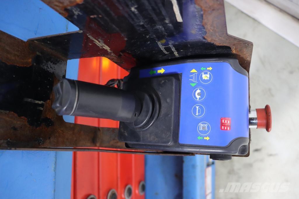 Mantall XE140W Ollós emelők