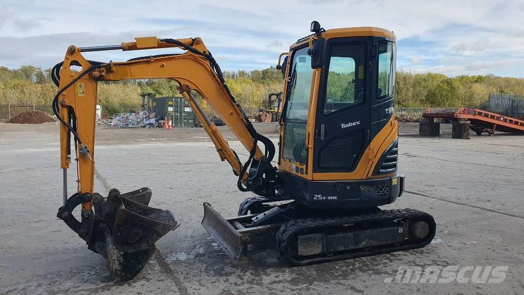 Hyundai R25Z-9 AK Mini kotrók < 7t