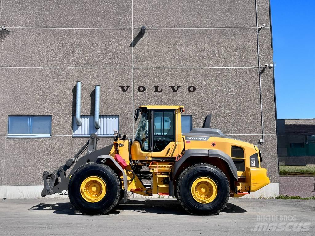 Volvo L 120 H Gumikerekes homlokrakodók