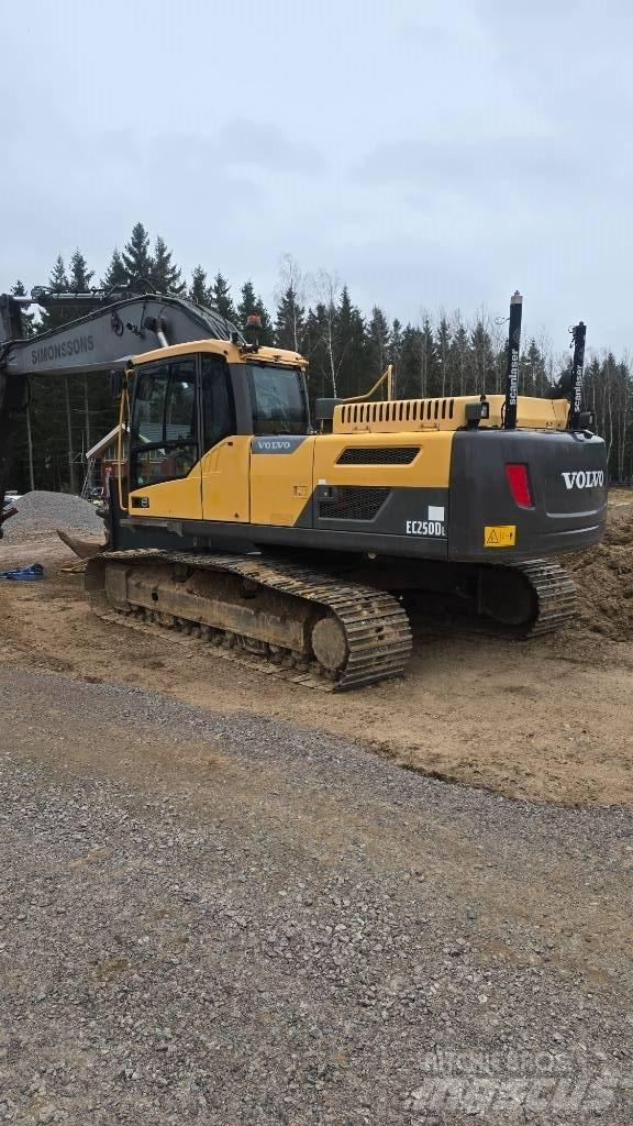 Volvo EC 250 D L Lánctalpas kotrók