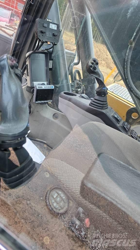 Volvo EC 250 D L Lánctalpas kotrók
