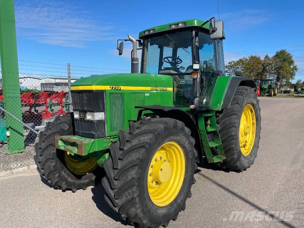 John Deere 7710 Traktorok