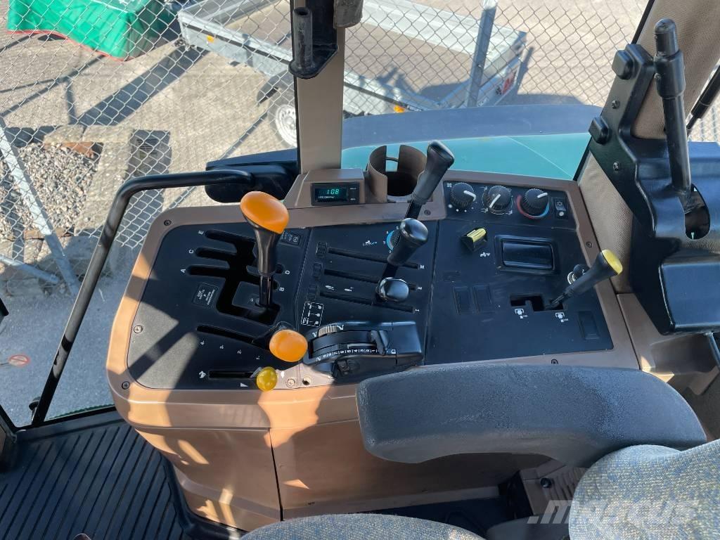 John Deere 7710 Traktorok