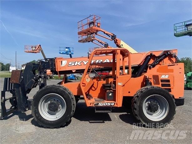 SkyTrak 10054 Teleszkópos rakodók