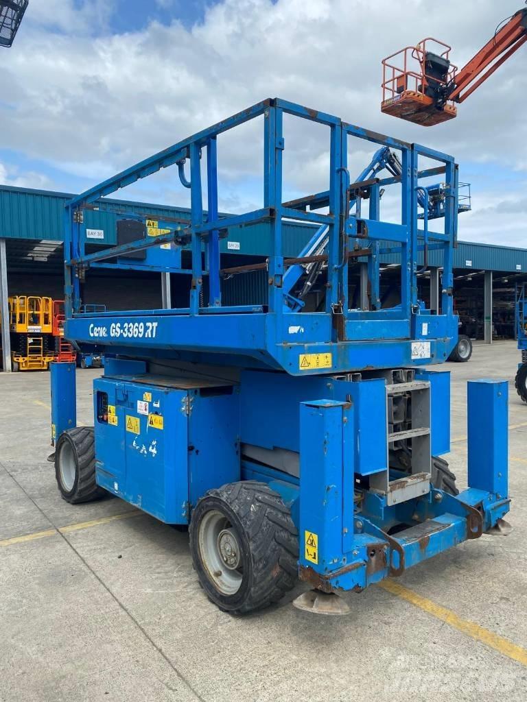 Genie GS 3369 RT Ollós emelők