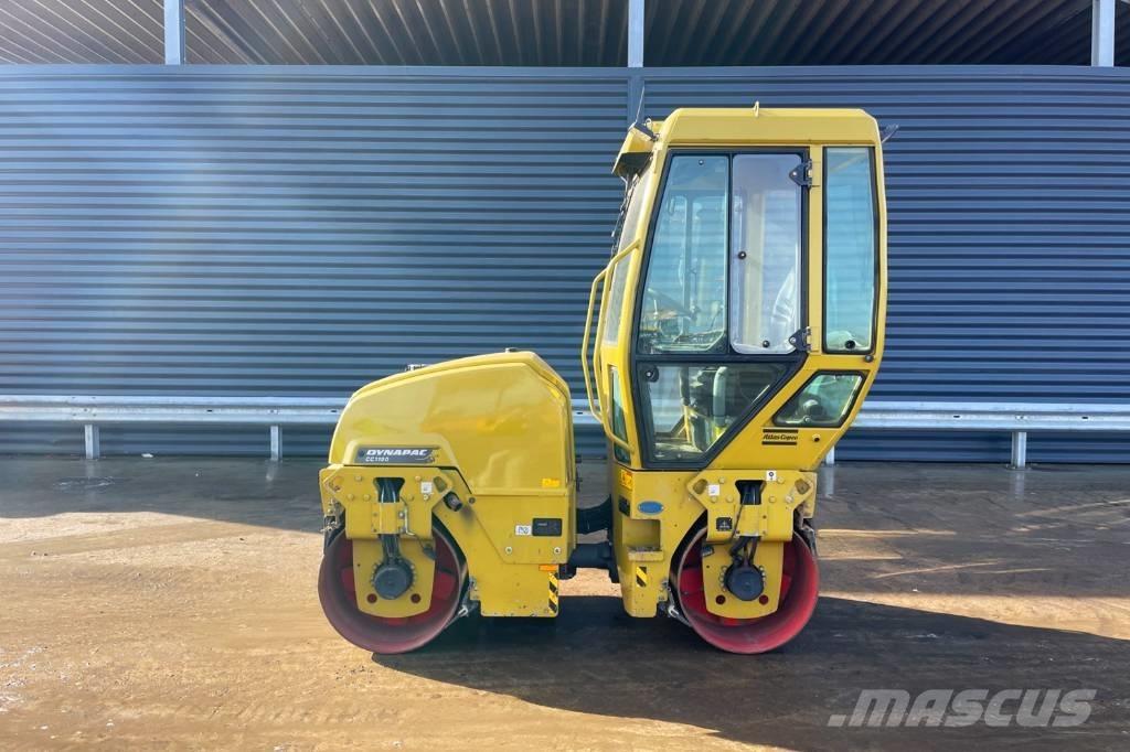 Dynapac CC1100 Ikerdobos hengerek