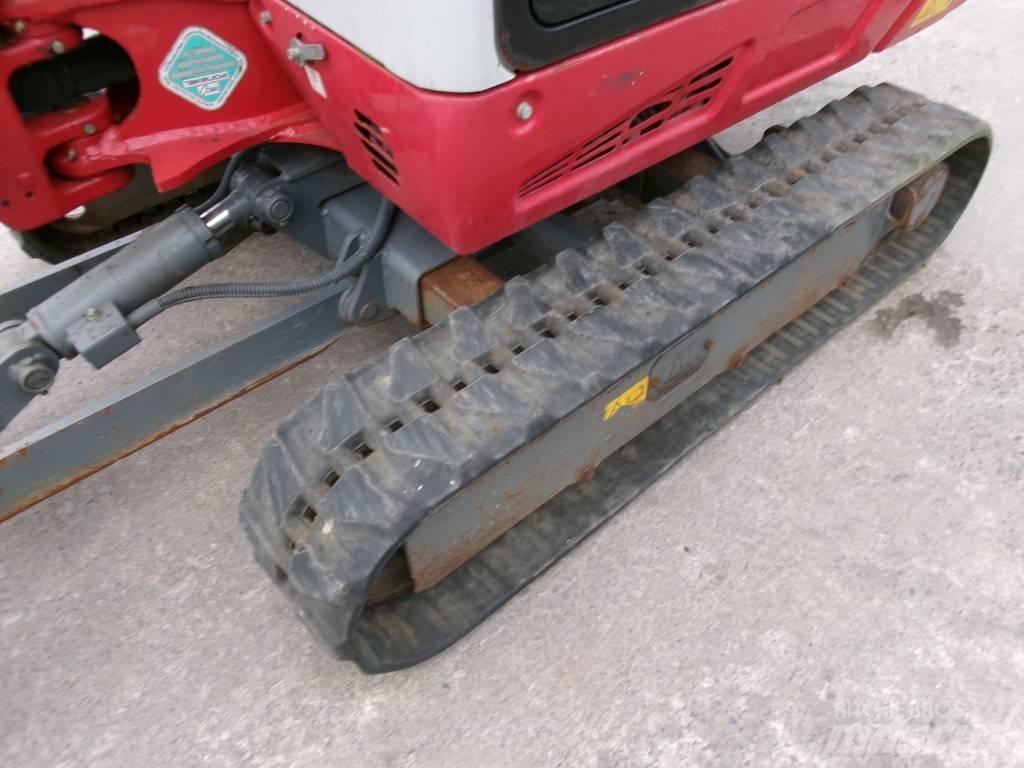 Takeuchi TB 216 Mini kotrók < 7t