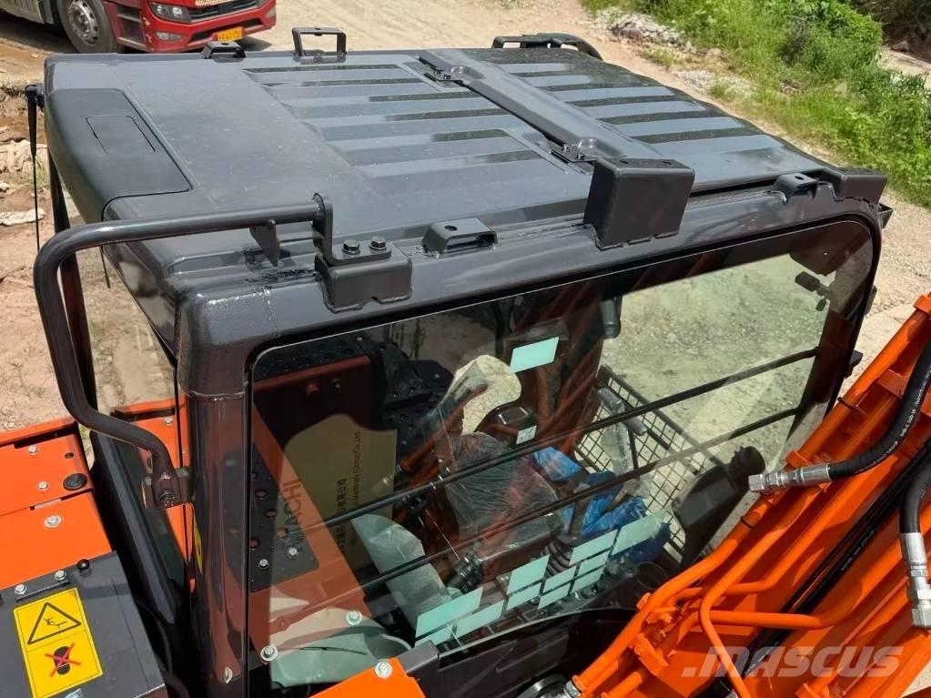Hitachi ZX 130-6 Lánctalpas kotrók
