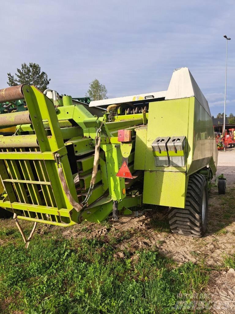 CLAAS 2100RC Szögletes bálázók