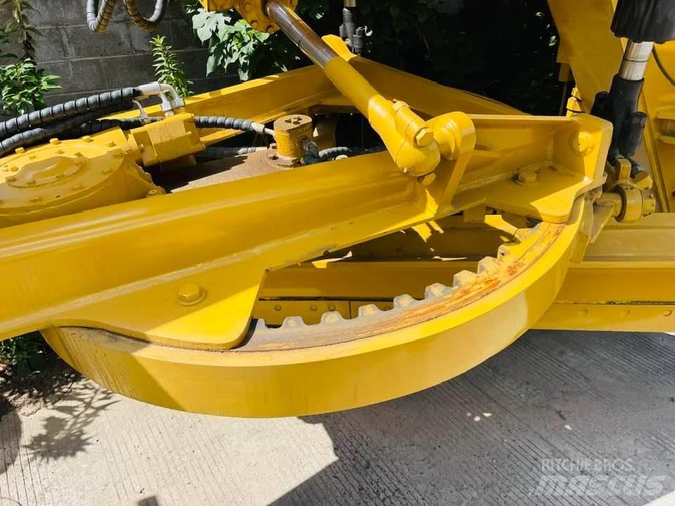 CAT 140h Gréderek