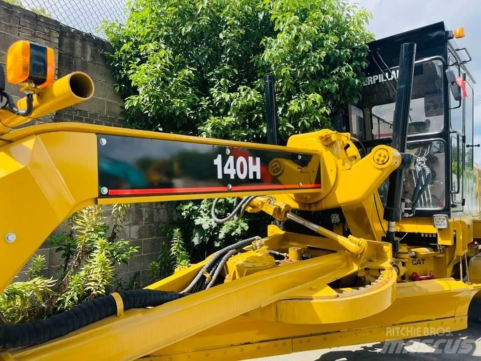 CAT 140h Gréderek