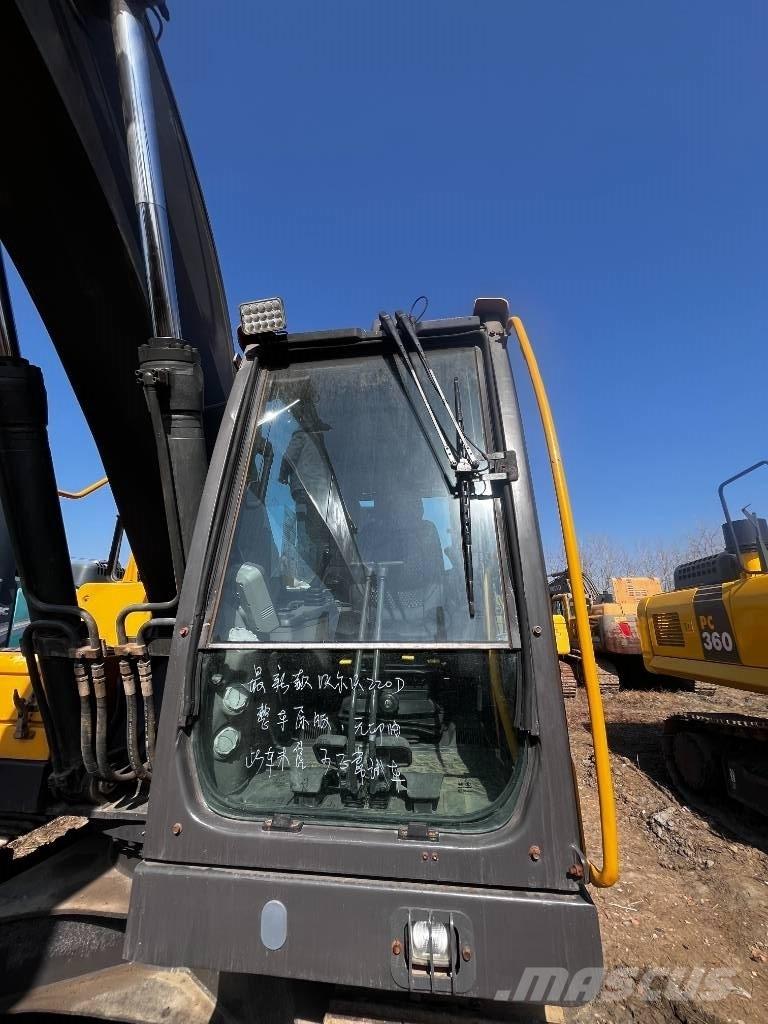Volvo EC 220 Lánctalpas kotrók