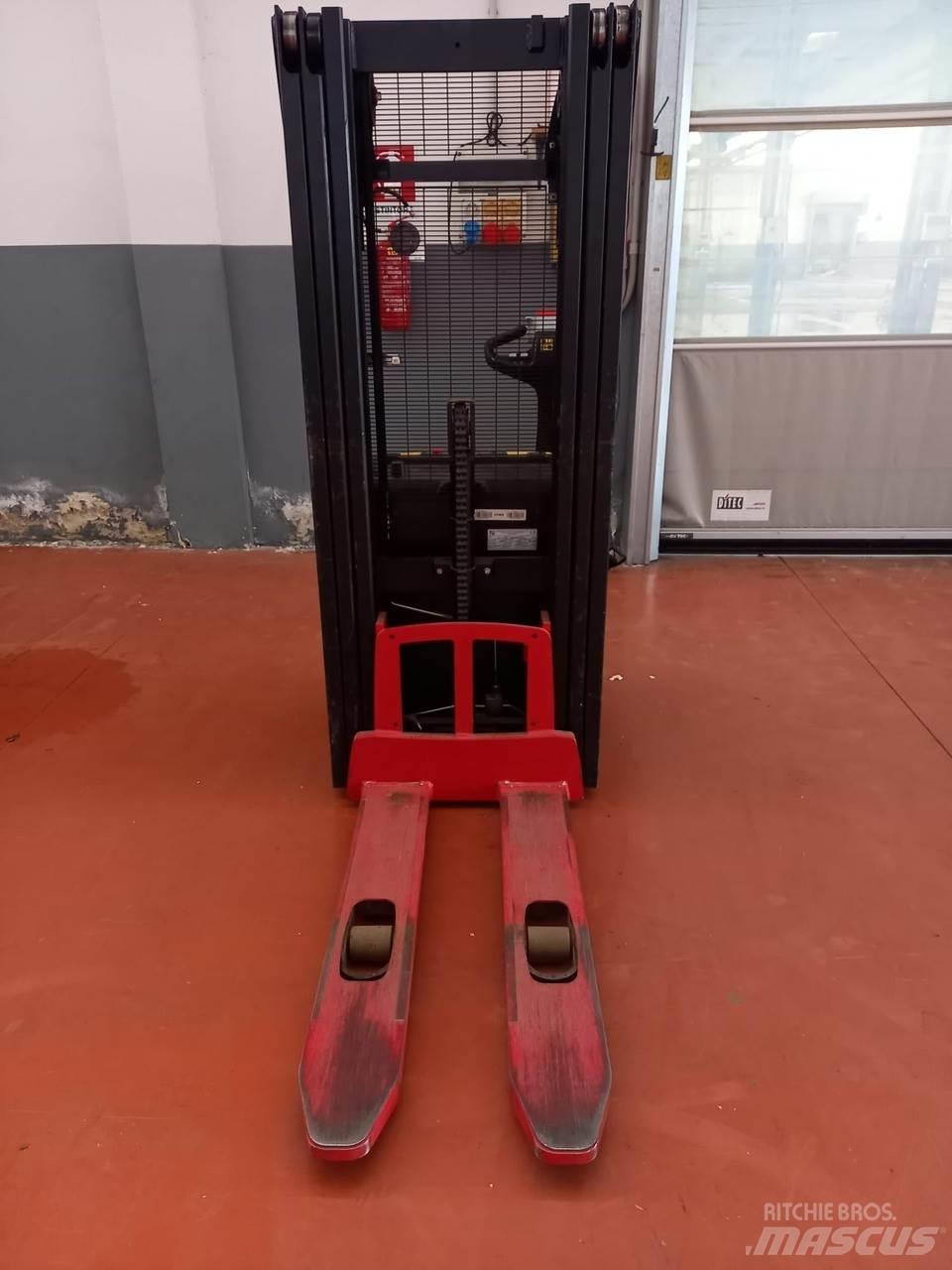 Hyster S1.2 Gyalogkíséretű targonca