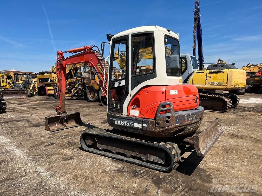 Kubota KX 121-3 Mini kotrók < 7t