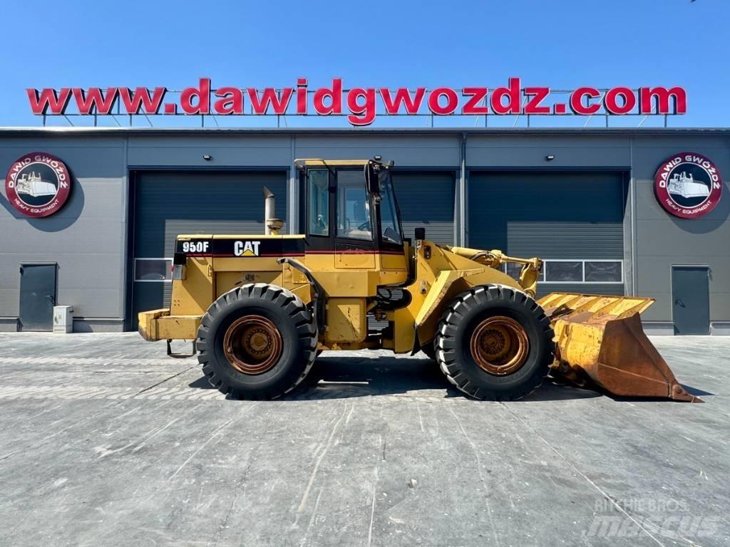 CAT 950 F II Gumikerekes homlokrakodók
