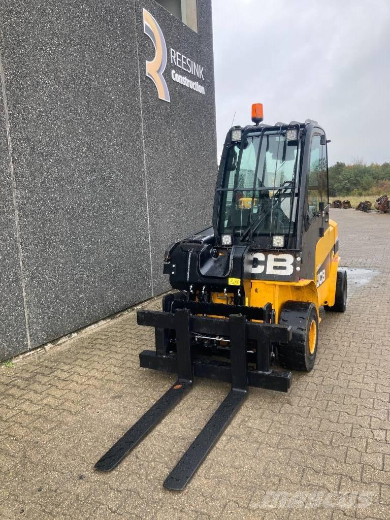 JCB TLT 35D 4x4 Teleszkópos rakodók