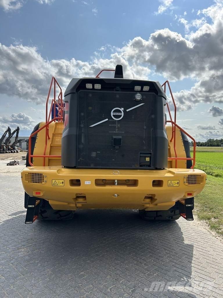 Volvo L350H Gumikerekes homlokrakodók