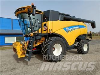 New Holland CX 8.85 Kombájnok