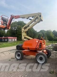 JLG 340 AJ Karos emelők
