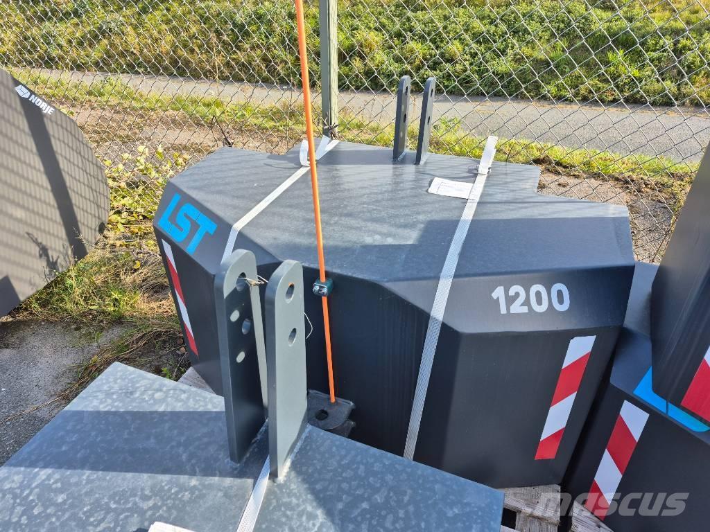 LST Frontvikt 1200kg Egyéb mezőgazdasági gépek