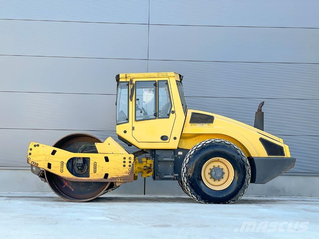 Bomag BW 213 DH-4 Egydobos hengerek