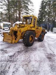 Hanomag 55 C Gumikerekes homlokrakodók