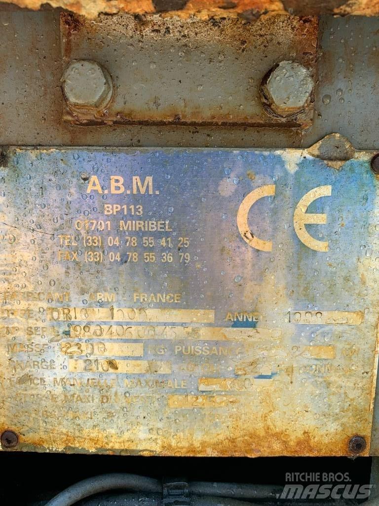 A.B.M. ORION 1000 Személyemelők
