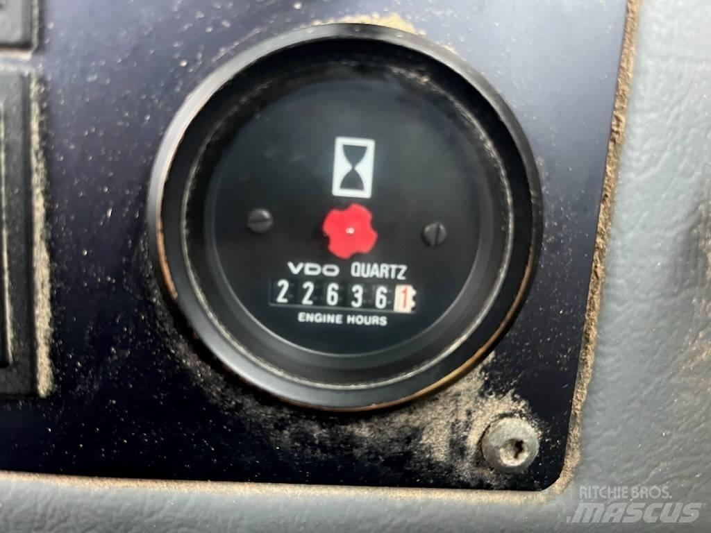 Volvo L 90 Gumikerekes homlokrakodók