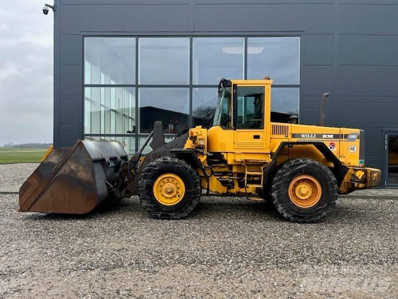 Volvo L 90 Gumikerekes homlokrakodók