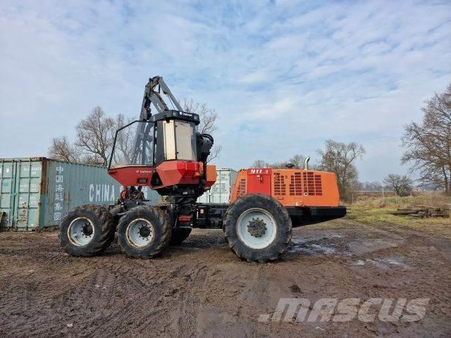Valmet 911.3 Betakarítók