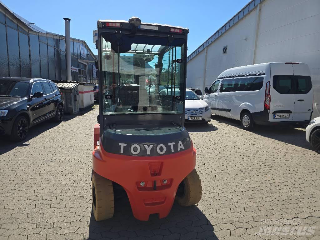 Toyota Traigo 80 Elektromos targoncák