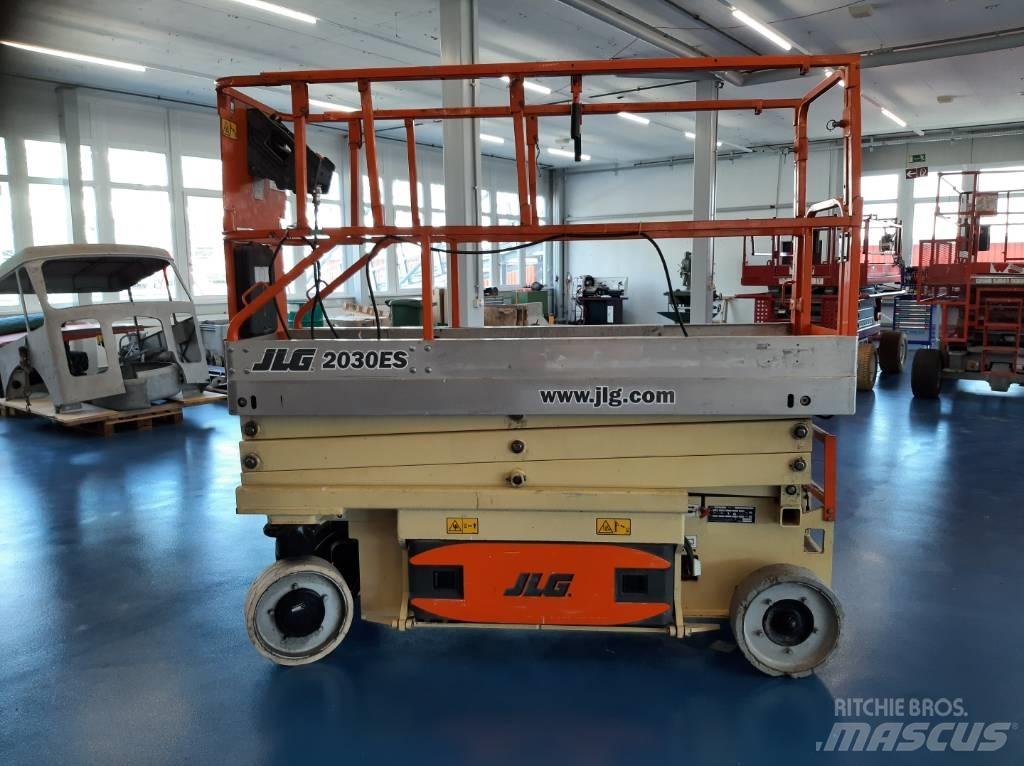 JLG 2030 ES Ollós emelők